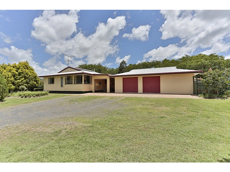 19 Parkridge Drive, Withcott QLD 4352