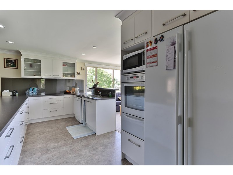 19 Parkridge Drive, Withcott QLD 4352