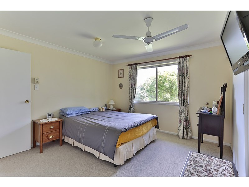 19 Parkridge Drive, Withcott QLD 4352
