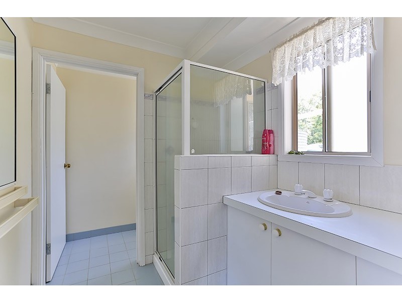 19 Parkridge Drive, Withcott QLD 4352