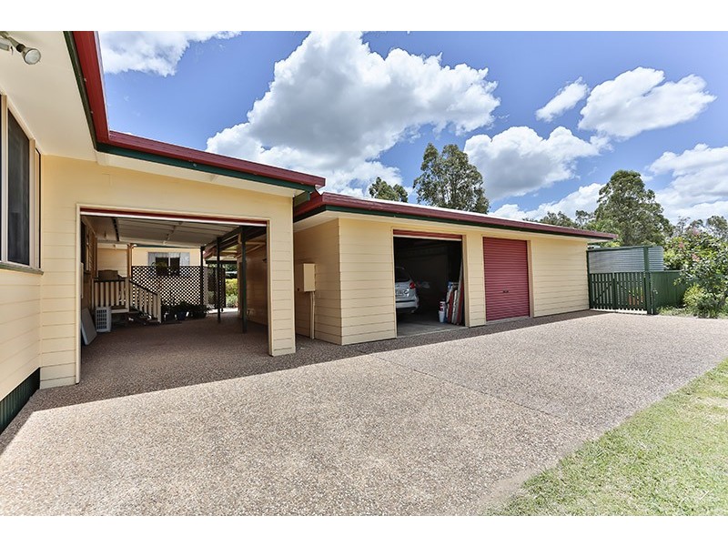 19 Parkridge Drive, Withcott QLD 4352