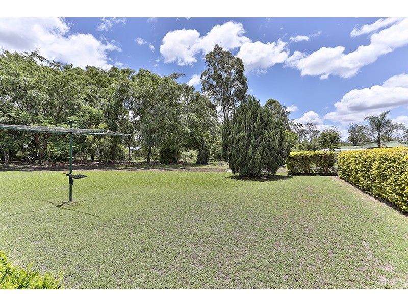 19 Parkridge Drive, Withcott QLD 4352