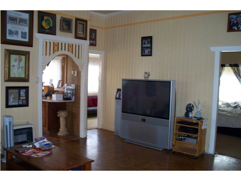 9 Wilfred Street, Harristown QLD 4350