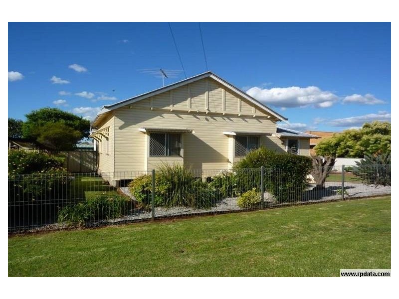 9 Wilfred Street, Harristown QLD 4350