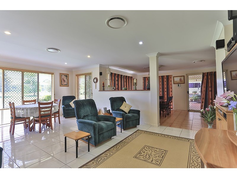 7 Powell Court, Highfields QLD 4352