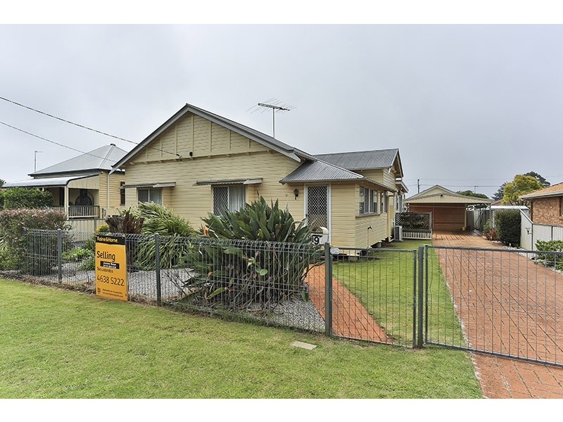 9 Wilfred Street, Harristown QLD 4350