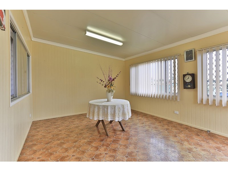 9 Wilfred Street, Harristown QLD 4350