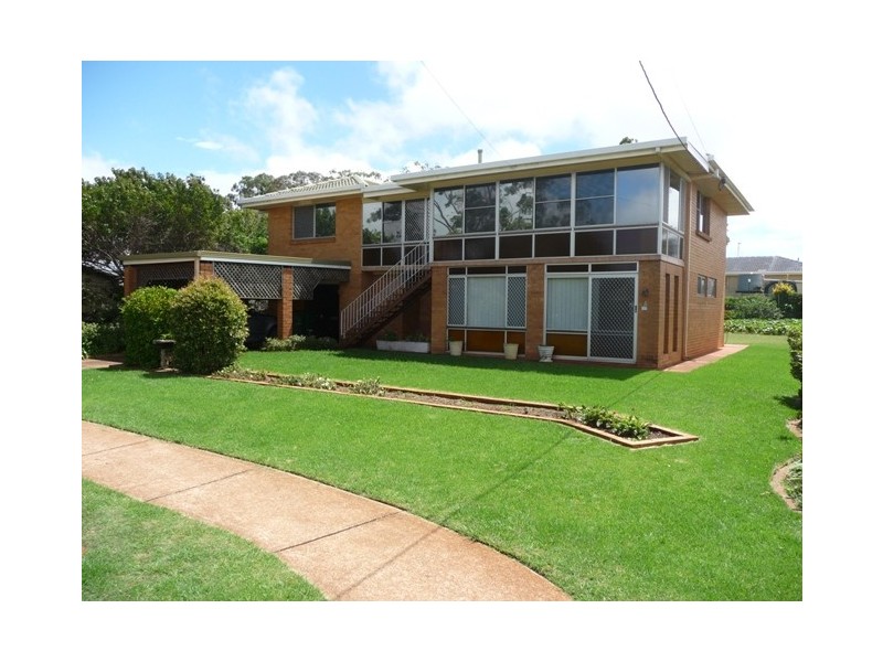 5 Mottram Court, Wilsonton QLD 4350