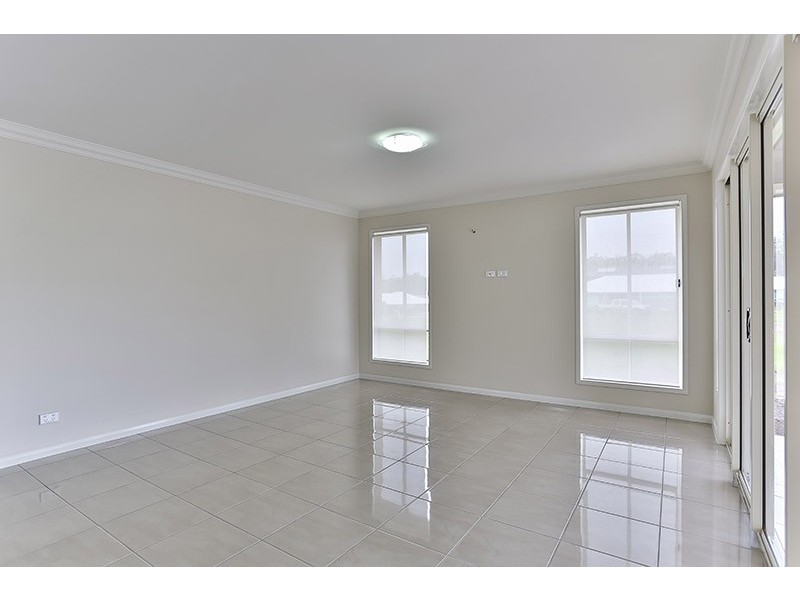 26 Tarlington Street, Middle Ridge QLD 4350