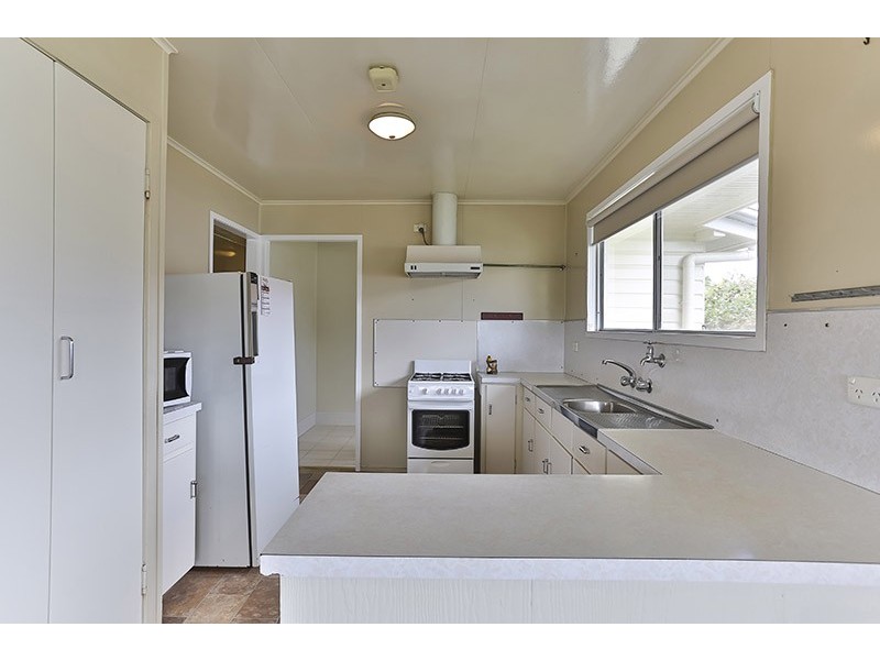 31 Proposch Street, Oakey QLD 4401