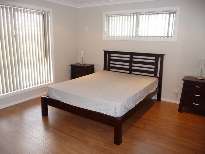 8 Plover Court, Highfields QLD 4352