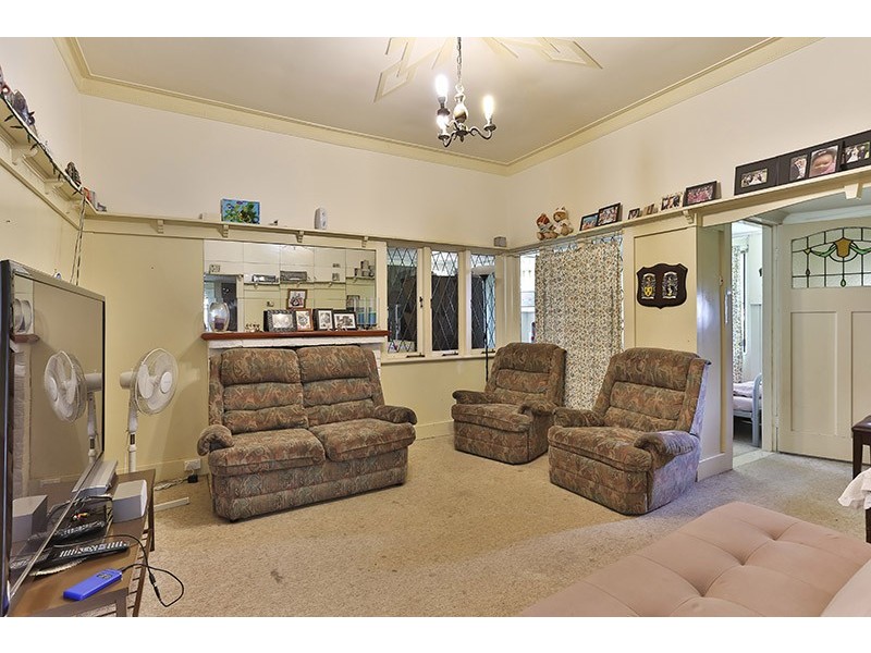 57 Anzac Avenue, Newtown QLD 4350