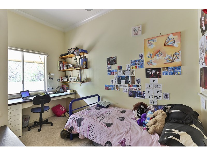 57 Anzac Avenue, Newtown QLD 4350
