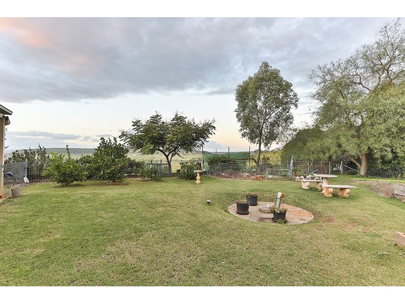 15 Darel Street, Kingsthorpe QLD 4400