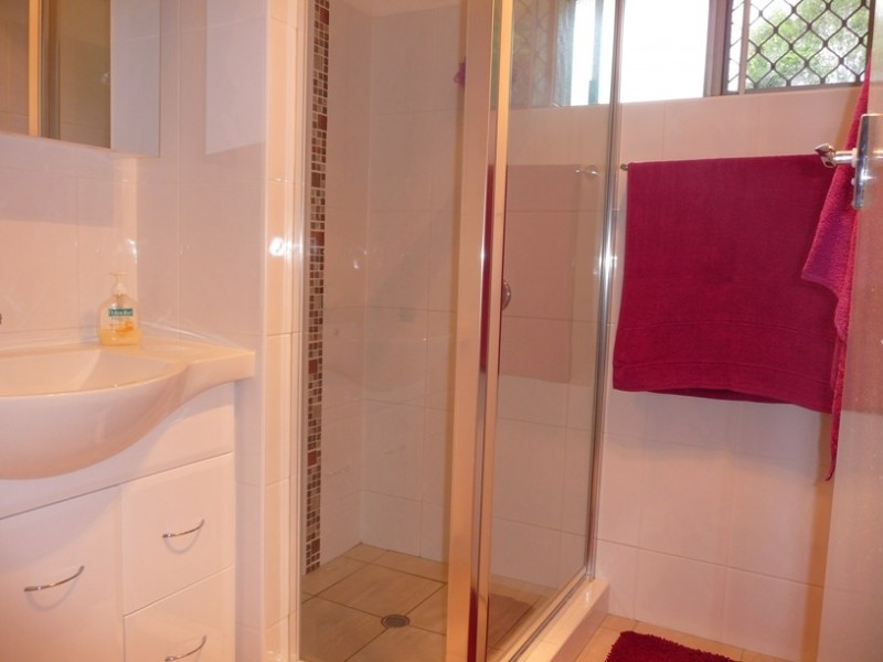 9 Lovejoy Court, Kearneys Spring QLD 4350