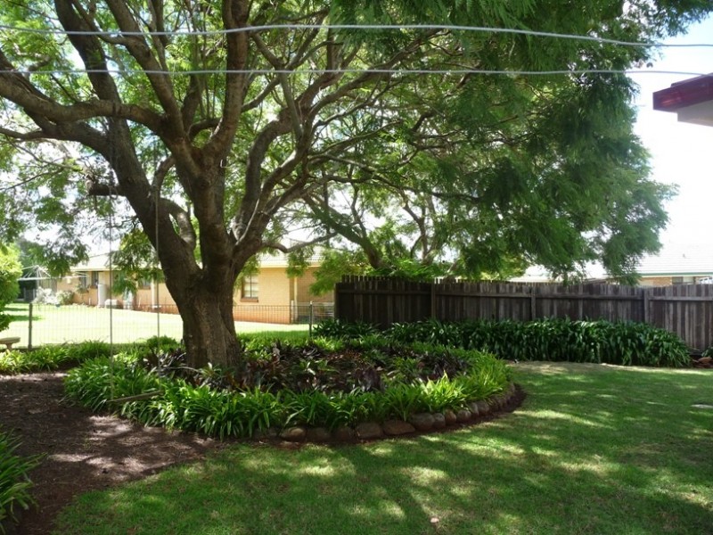 9 Lovejoy Court, Kearneys Spring QLD 4350
