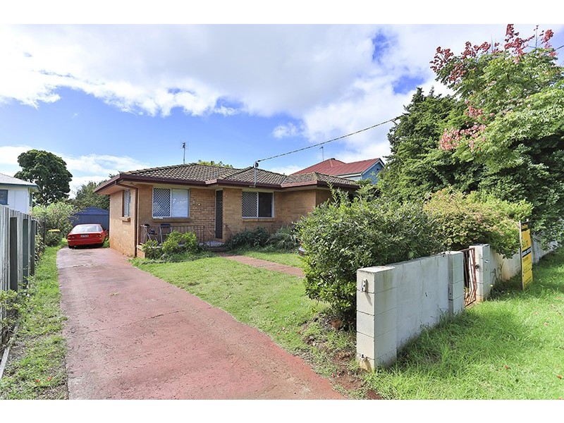 6 Ida Street, South Toowoomba QLD 4350