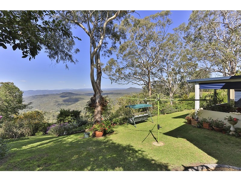 10 Burraway Court, Middle Ridge QLD 4350