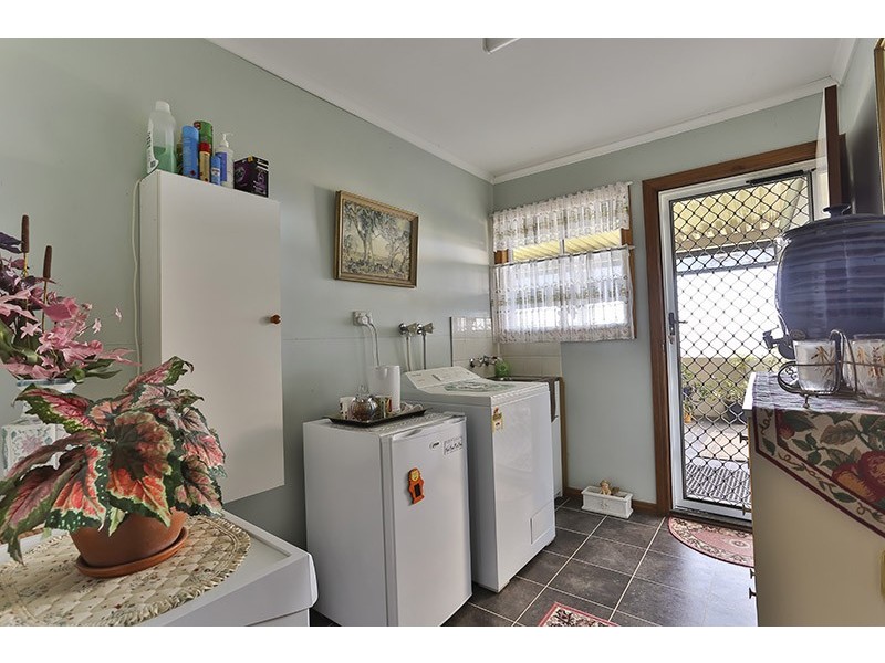 10 Burraway Court, Middle Ridge QLD 4350