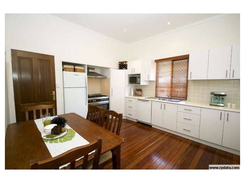 4 George Street, East Toowoomba QLD 4350