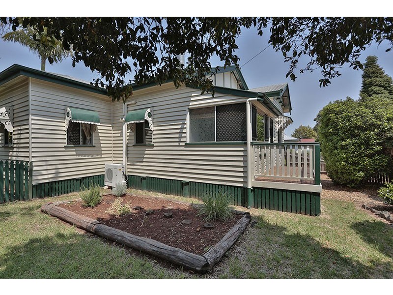 4 George Street, East Toowoomba QLD 4350