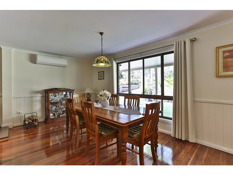 10 Woodland Crescent, Table Top Estate, Withcott QLD 4352