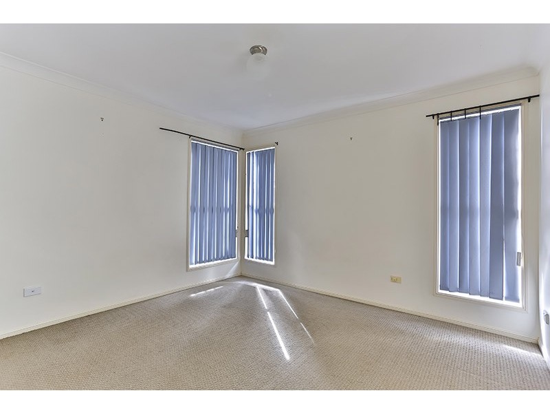 36A Rhyde Street, Mount Lofty QLD 4350