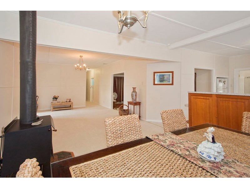 42 Toowoomba Road, Oakey QLD 4401