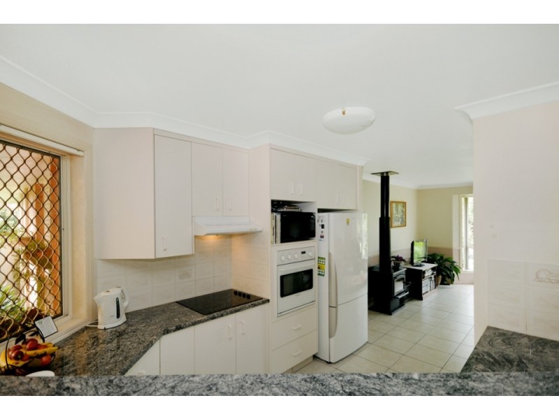9 Kay-Ann Court, Hampton QLD 4352