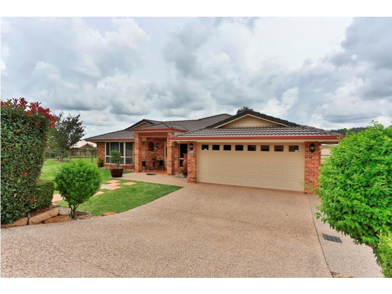 5 Brunswick Court, Glenvale QLD 4350