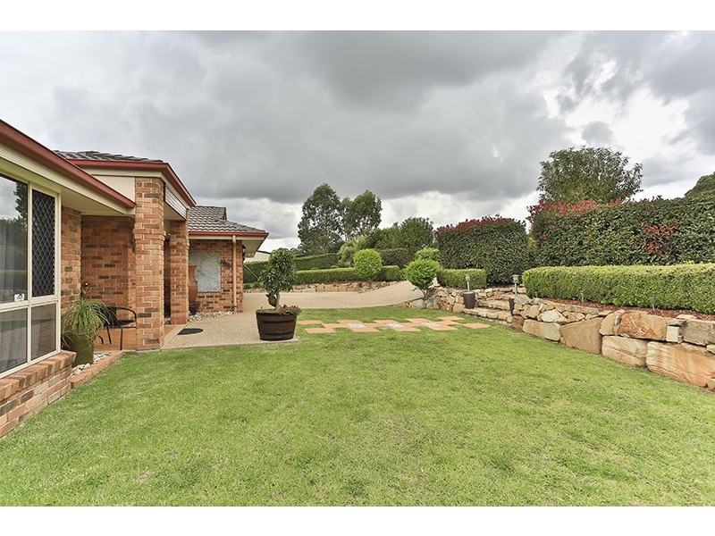 5 Brunswick Court, Glenvale QLD 4350