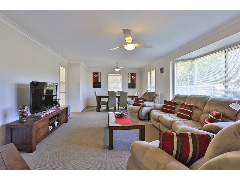 15 Oldfield Street, Middle Ridge QLD 4350