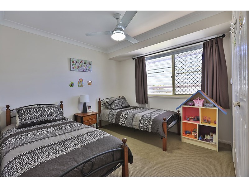 15 Oldfield Street, Middle Ridge QLD 4350