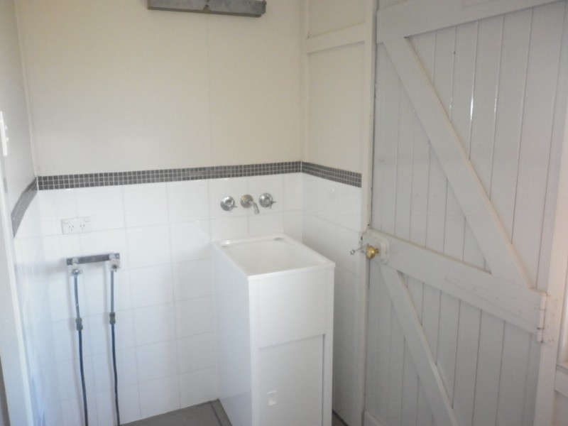 2 Murphy Street, Rangeville QLD 4350