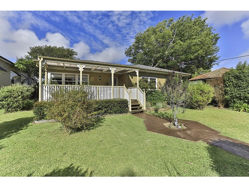 28 Garde Street, Centenary Heights QLD 4350