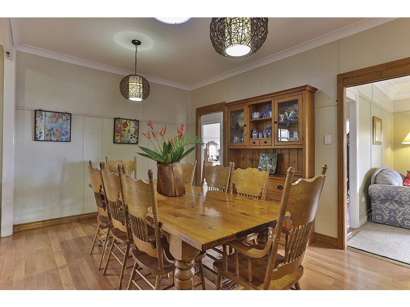 28 Garde Street, Centenary Heights QLD 4350