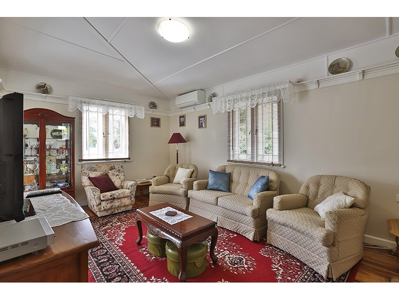 22 Crown Street, Rangeville QLD 4350