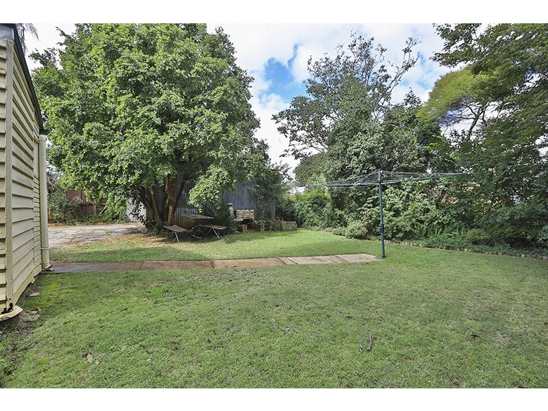 22 Crown Street, Rangeville QLD 4350