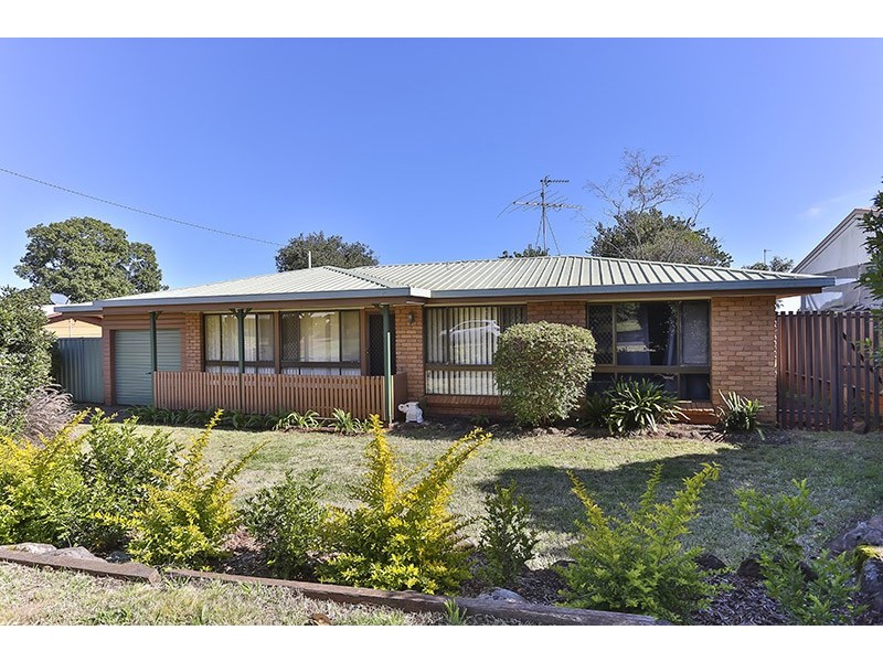 27 Kurrajong Street, Newtown QLD 4350