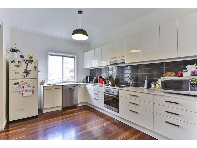 6 Sir Street, North Toowoomba QLD 4350