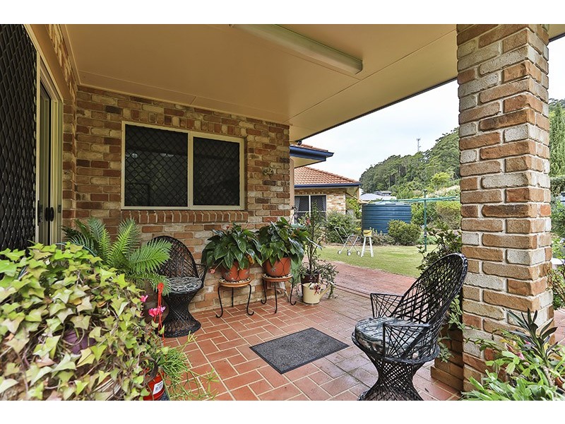 4 Rannerdale Close, Mount Lofty QLD 4350