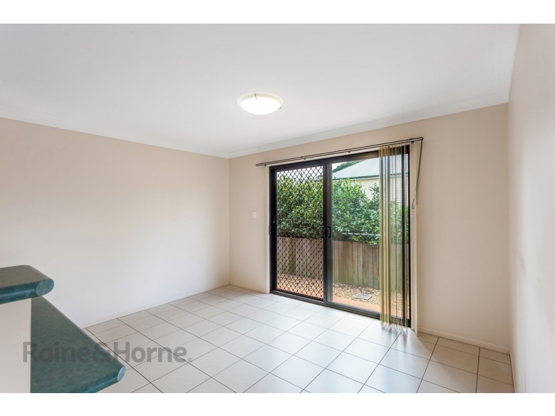 1/9 Albert Street, Newtown QLD 4350