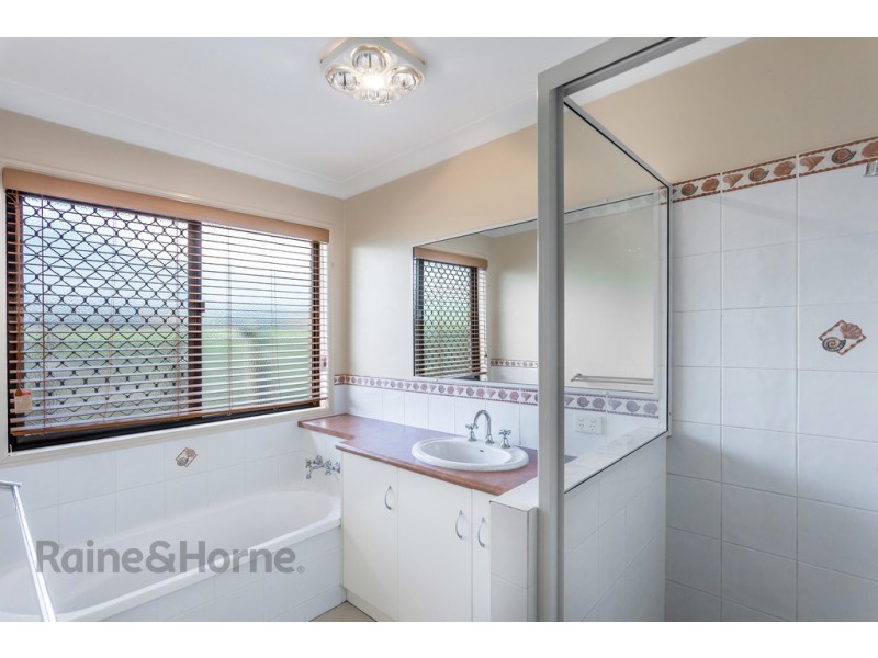 1/9 Albert Street, Newtown QLD 4350