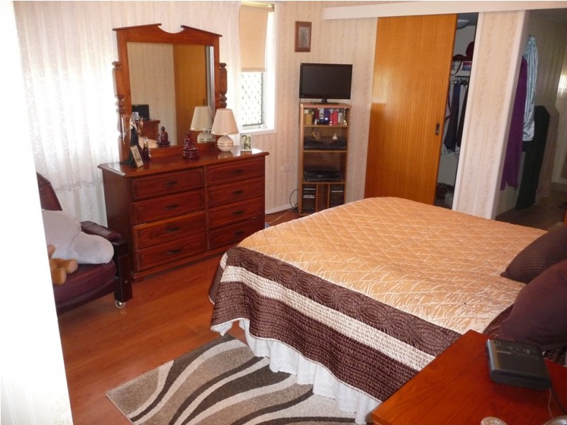 3A Skehan Street, Centenary Heights QLD 4350