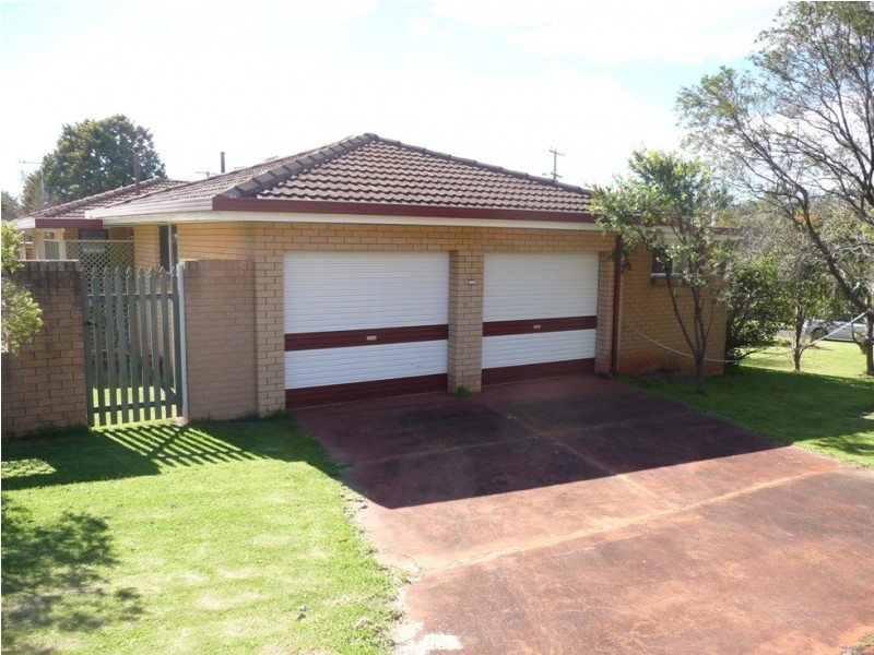 3A Skehan Street, Centenary Heights QLD 4350