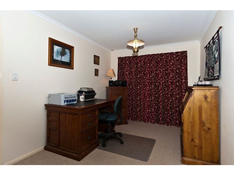 14 Chelwyn Street, Middle Ridge QLD 4350