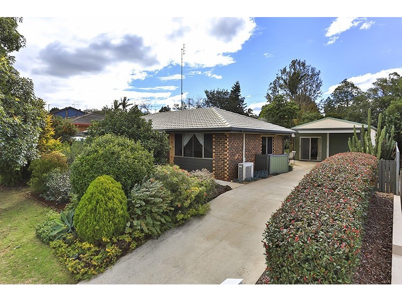 31 Agnes Street, Centenary Heights QLD 4350