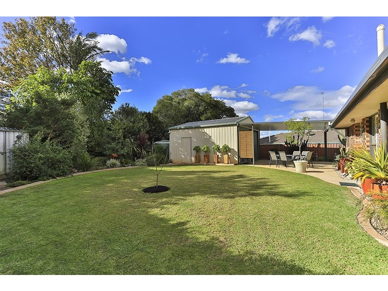 31 Agnes Street, Centenary Heights QLD 4350