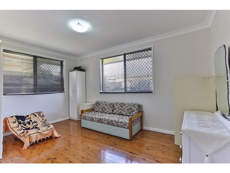 74 Warwick Street, Harristown QLD 4350