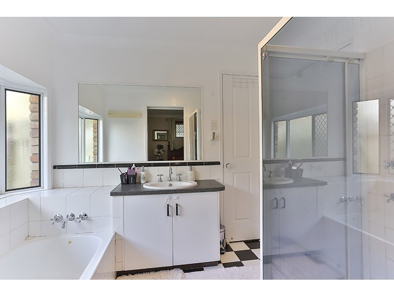 5 Bowden Court, Darling Heights QLD 4350